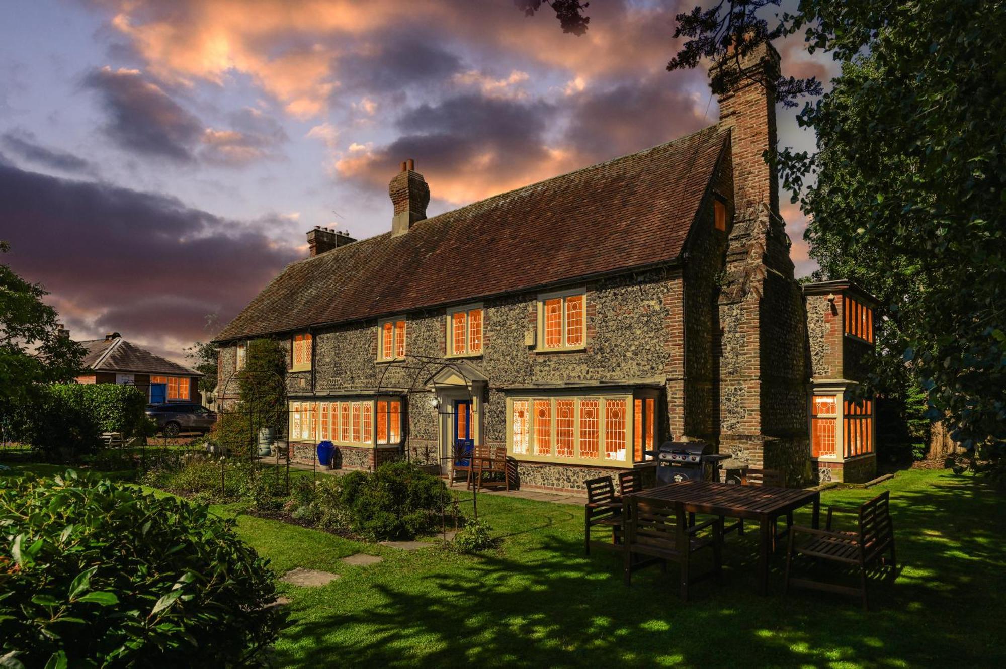 Walnut Tree House Villa Rustington Buitenkant foto